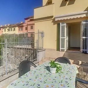Pertini House Appartamento
